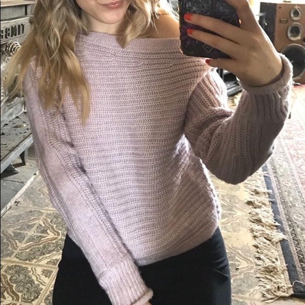 Abercrombie purple cold shoulder sweater